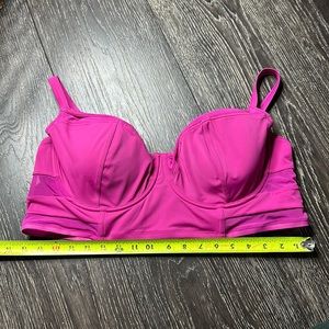 Adore me swim top 40G